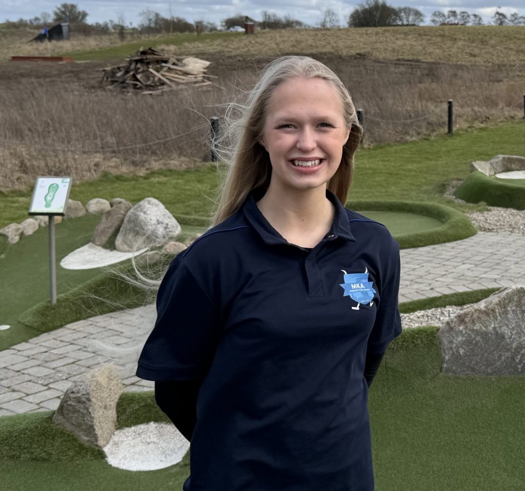 Julie Winther minigolfspiller